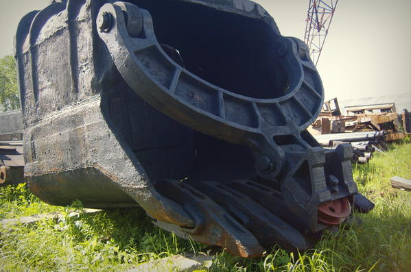 The bucket of open-mine excavator EKG-5A (1080.52.00-1СБ)